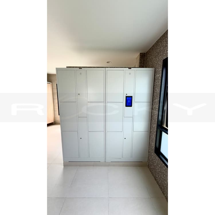 スマートロッカー (2)