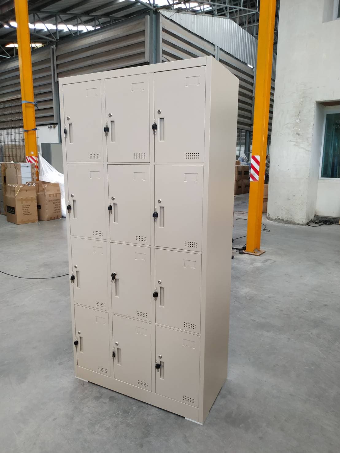 12 Doors Storage Steel Locker ROCKY RLK-6112...
