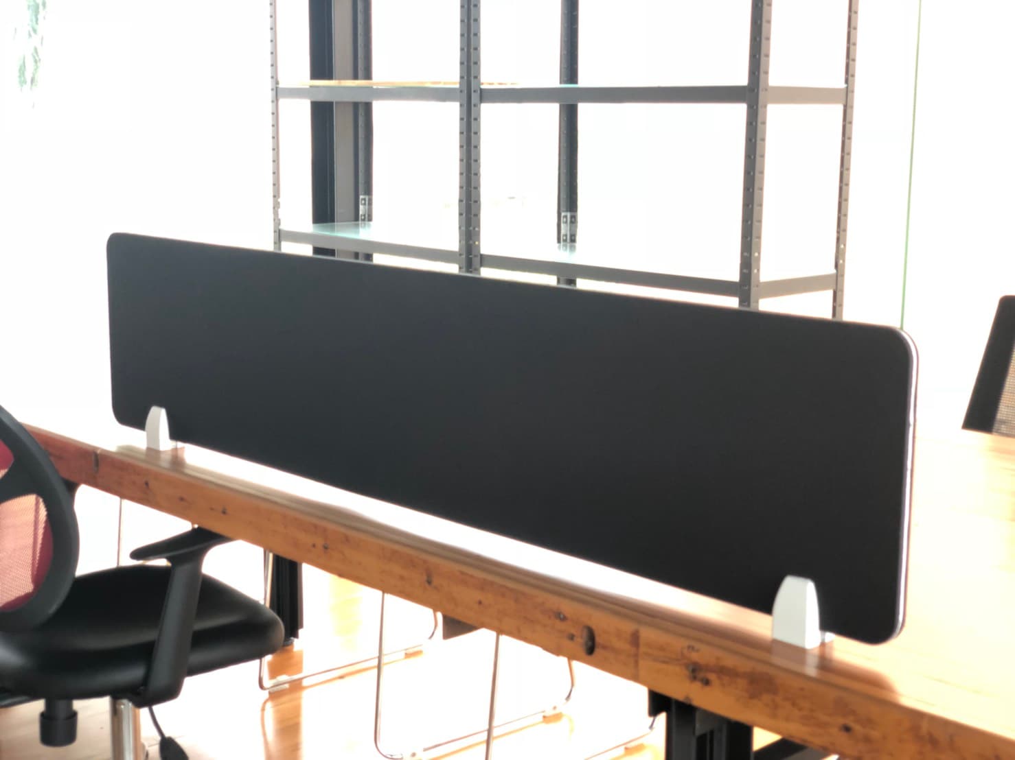 มินิสกรีนไม้ฉากกั้นโต๊ะ