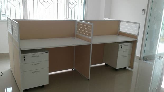 โต๊ะทำงานกลุ่ม 4 ที่นั่ง
