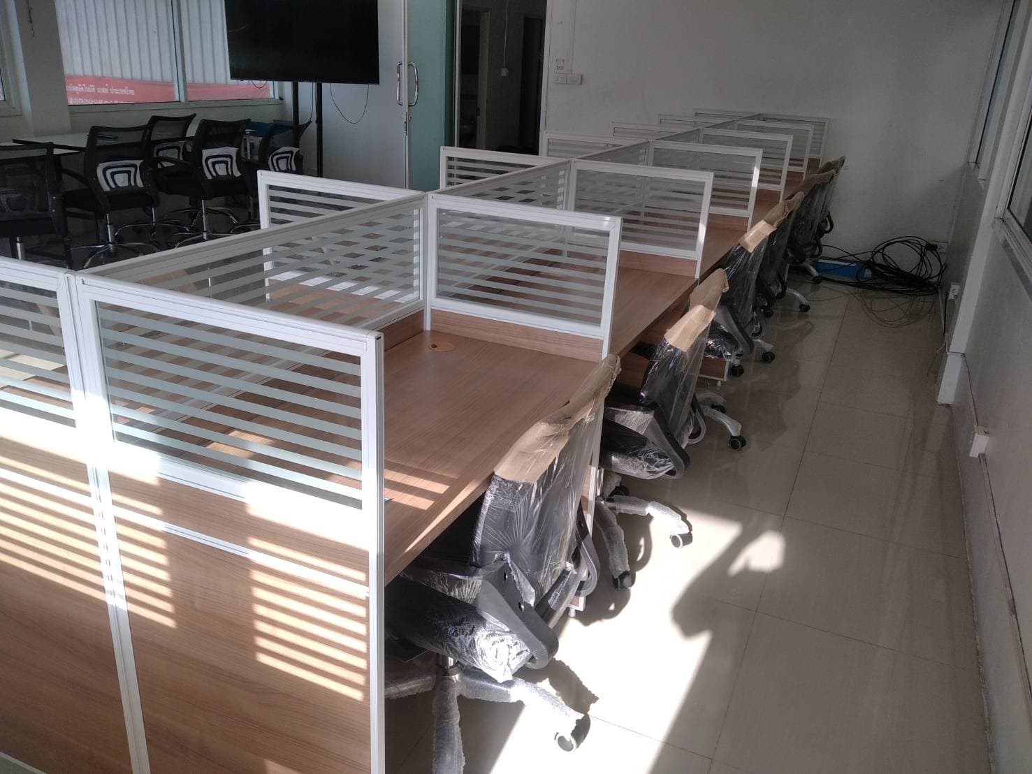 โต๊ะทำงานกลุ่ม 6 ที่นั่ง