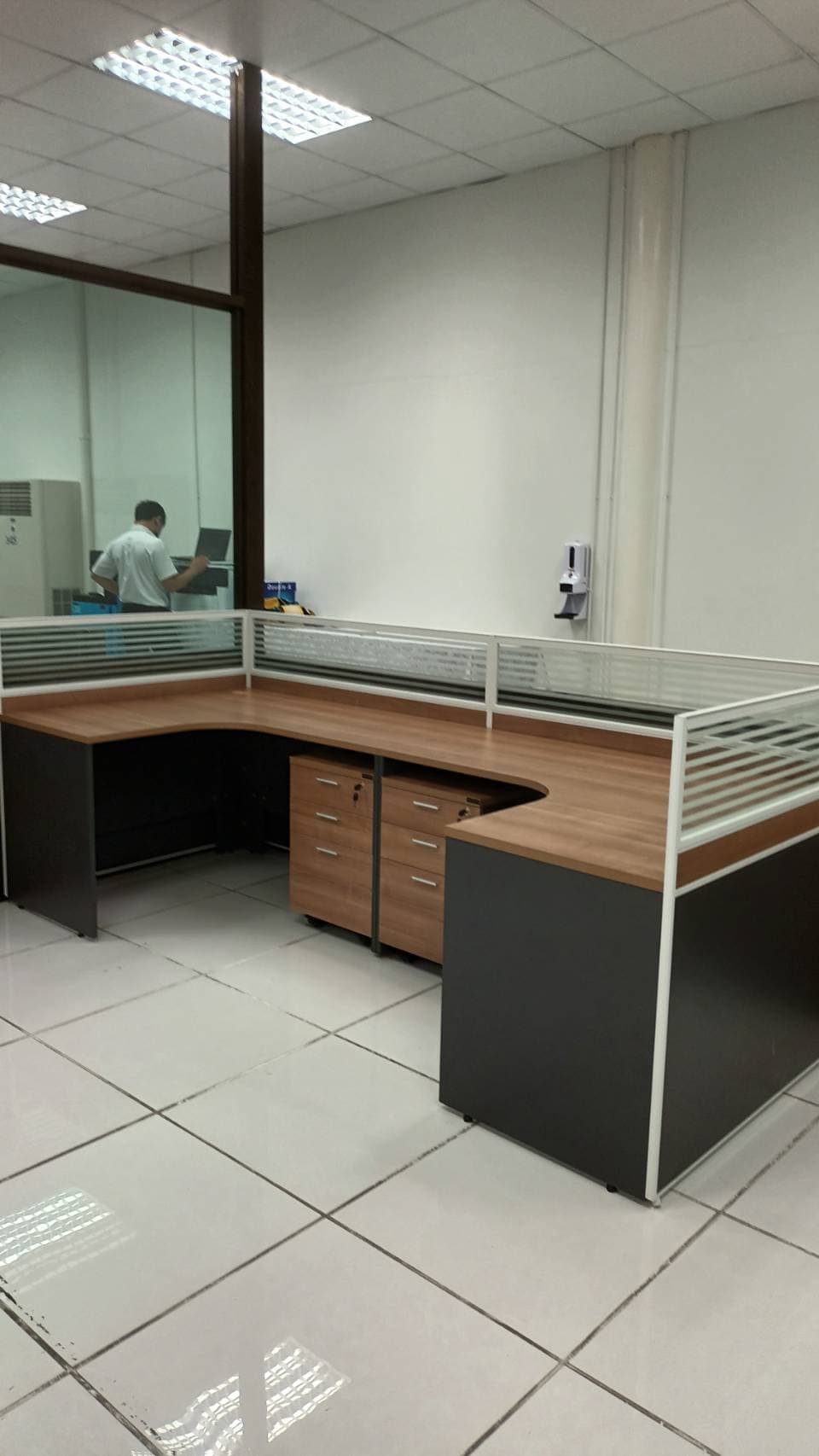 โต๊ะทำงานกลุ่ม 2 ที่นั่ง
