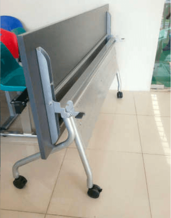 โต๊ะพับอเนกประสงค์