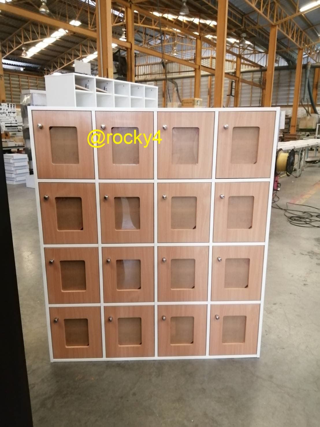 ตู้วางรองเท้า 16 ช่อง